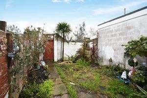 Photo 6- click for photo gallery